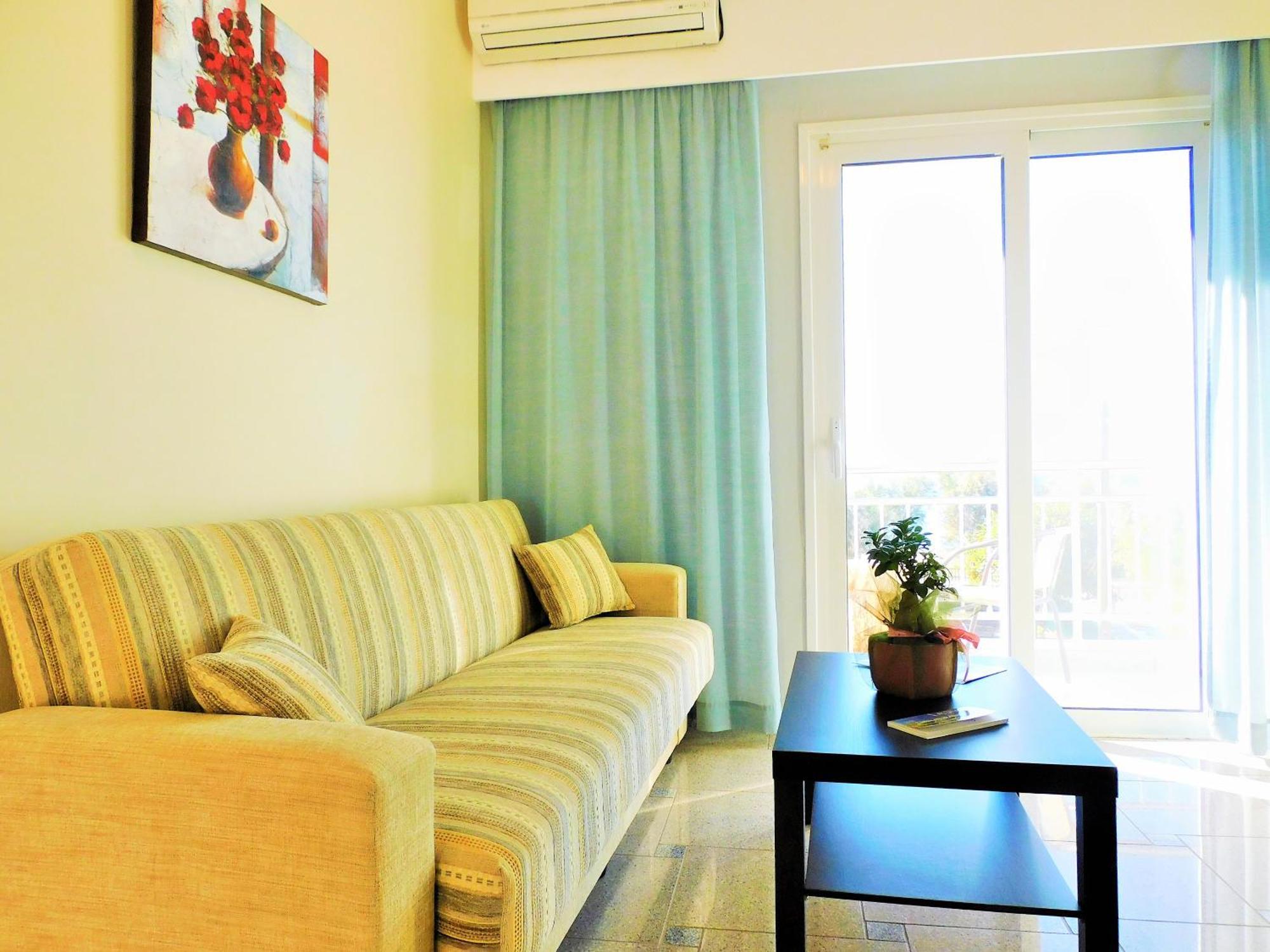 Arisvi All Seasons Hotel Skala Kallonis Zewnętrze zdjęcie